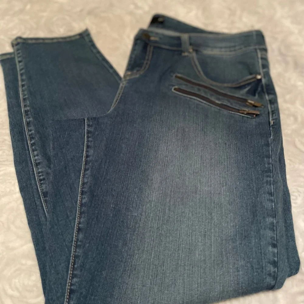 Torrid Stretch Jeans Tapered Ankles (P173) - Picture 5 of 6